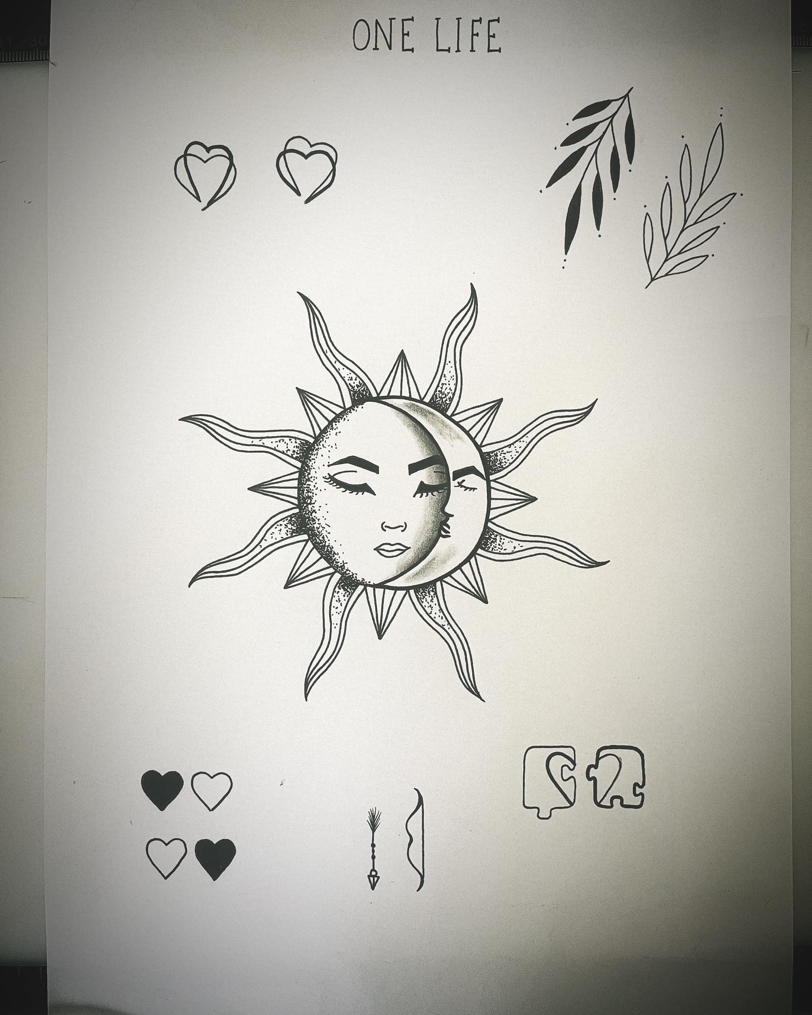 Tatouage floral delicat