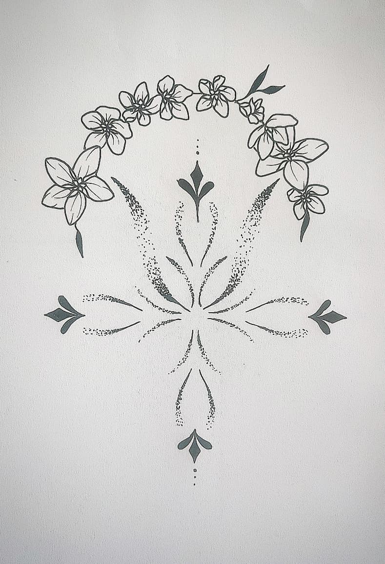 Tatouage floral delicat